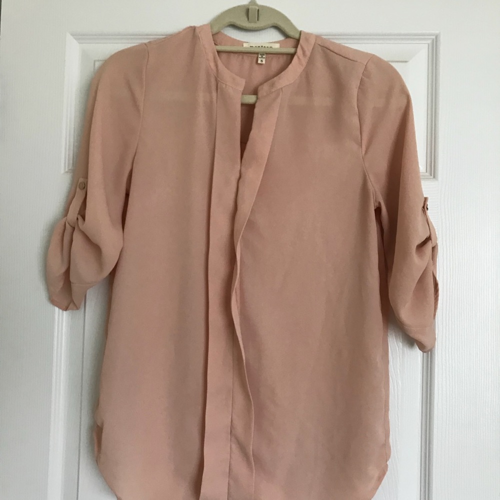 Peachy pink flowy shirt